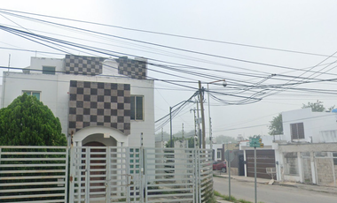 Excelente Casa En Gran Zona De Adjudicacion De!! Remate¡¡ Av. Maxuxac 480, Zona Sin Asignación, 77086 Chetumal, Q.r.