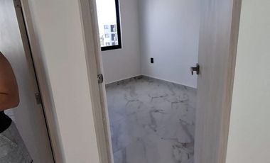 RENTA DE BONITA CASA EN RESIDENCIAL ZARU
