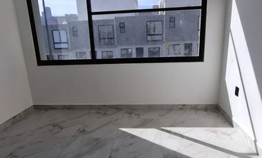RENTA DE BONITA CASA EN RESIDENCIAL ZARU