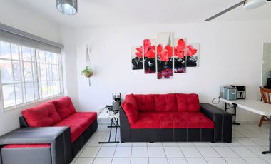 Casa amueblada en renta en Las Ceibas, 3 recamaras + 2 baños, largo plazo