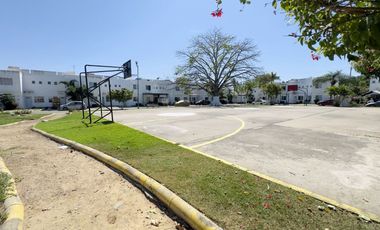 Casa amueblada en renta en Las Ceibas, 3 recamaras + 2 baños, largo plazo