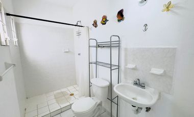 Casa amueblada en renta en Las Ceibas, 3 recamaras + 2 baños, largo plazo