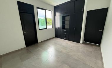 VENTA DE CASA CON ALBERCA PRIVADA EN EXCLUSIVO RESIDENCIAL EN CUAUTLA, MOR.