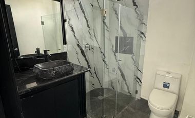 VENTA DE CASA CON ALBERCA PRIVADA EN EXCLUSIVO RESIDENCIAL EN CUAUTLA, MOR.