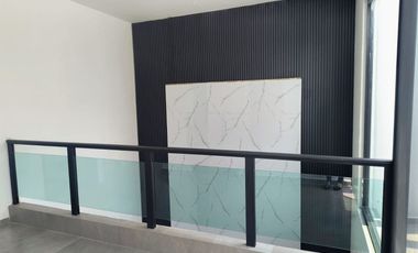 VENTA DE CASA CON ALBERCA PRIVADA EN EXCLUSIVO RESIDENCIAL EN CUAUTLA, MOR.