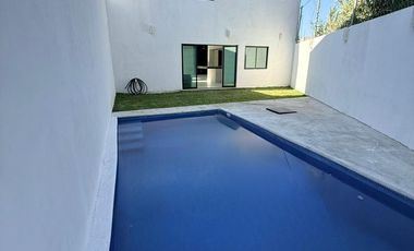 PRE- VENTA DE CASA CON ALBERCA EN RESIDENCIAL EXCLUSIVO EN CUAUTLA, MOR.