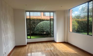 ARRIENDO EXCELENTE CASA VILLA NATURA CAJICA CUNDINAMARCA COLOMBIA.