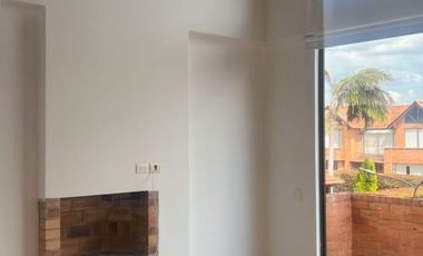 ARRIENDO EXCELENTE CASA VILLA NATURA CAJICA CUNDINAMARCA COLOMBIA.