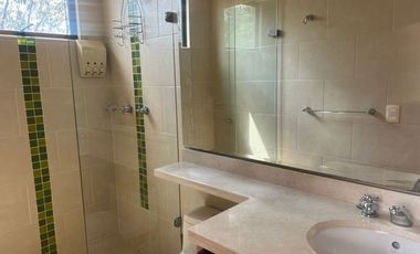 ARRIENDO EXCELENTE CASA VILLA NATURA CAJICA CUNDINAMARCA COLOMBIA.