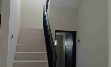 jual perumahan mewah 2 lantai Hunian asri  di kota Jombang