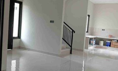 jual perumahan mewah 2 lantai Hunian asri  di kota Jombang