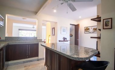 Casa en Renta en Puerto Iguana, Marina Vallarta, amueblada, con vista a la marina!