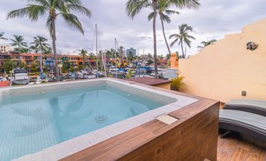 Casa en Renta en Puerto Iguana, Marina Vallarta, amueblada, con vista a la marina!