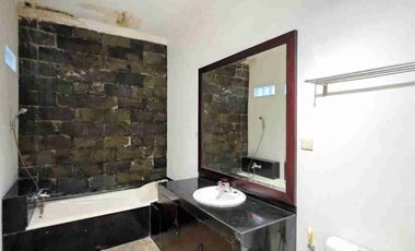 Jual Rumah Mewah Menteng 5 Menit ke MRT SHM Strategis Jakarta Pusat