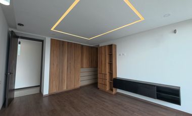 CASA EN VENTA LOMAS DE ANGELPOLIS ZONA CASCATTA I