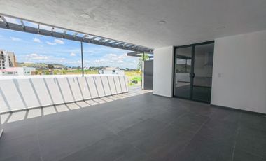 CASA EN VENTA LOMAS DE ANGELPOLIS ZONA CASCATTA I