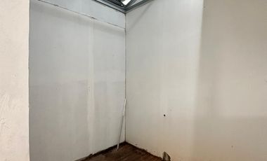 Dijual rumah depan kolam renang komplek Florista Garden Palembang