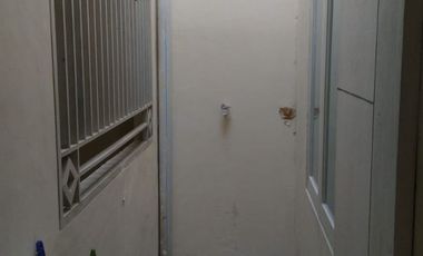 SEWA / KONTRAKAN RUMAH MURAH DI TAMAN WISATA REGENCY DEKAT WIYUNG DAN PAKUWON MALL