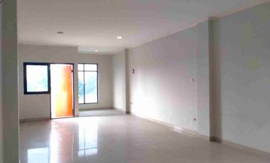 Ruko 4Lantai, Lebar 4,5m di Raya Kartini Seberang GDC Hanya 5 menit ke Sta Depok Lama