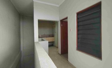 Ruko 4Lantai, Lebar 4,5m di Raya Kartini Seberang GDC Hanya 5 menit ke Sta Depok Lama