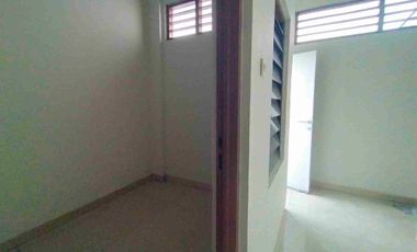 Ruko 4Lantai, Lebar 4,5m di Raya Kartini Seberang GDC Hanya 5 menit ke Sta Depok Lama