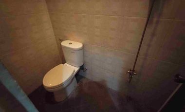 Ruko 4Lantai, Lebar 4,5m di Raya Kartini Seberang GDC Hanya 5 menit ke Sta Depok Lama