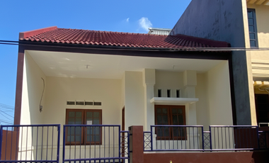 DISEWAKAN RUMAH MINIMALIS PURI ASRI, PAKUWON CITY