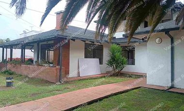 Rento propiedad comercial sector el Triángulo totalmente independiente