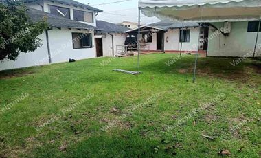 Rento propiedad comercial sector el Triángulo totalmente independiente