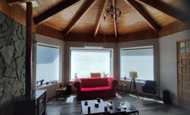 Coyhaique Vende  de Oportunidad en sector de alta plusvalía: casa familiar con gran terreno