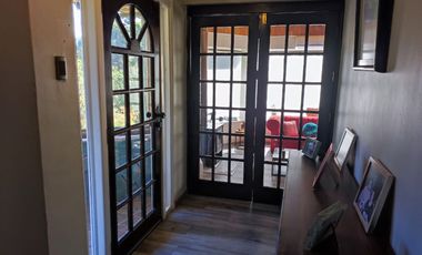 Coyhaique Vende  de Oportunidad en sector de alta plusvalía: casa familiar con gran terreno