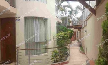 Vendo Excelente departamento 1er piso en Condominio 3 dorm Av la Molina - Sol de la Molina - La molina.