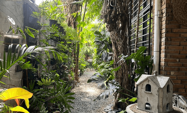 5BR House for Sale in AFPOVAI Subdivision, Taguig - RS5071882