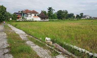 Tanah Tengah Kota Jogja Dekat Seberang Ambarukkmo Plaza
