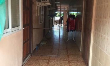 ขายทาวน์เฮ้าส์พร้อมกิจการห้องเช่า หมู่บ้านการเคหะชุมชน 1 จันทบุรี ทำเลดี ใกล้มหาวิทยาลัยราชภัฏรำไพพรรณี