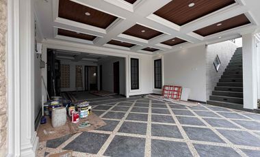 Rumah Mewah di Cilandak Jakarta Selatan, Full Fasilitas & Privtae Lift