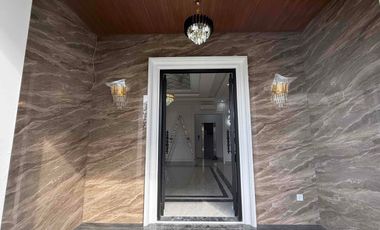 Rumah Mewah di Cilandak Jakarta Selatan, Full Fasilitas & Privtae Lift