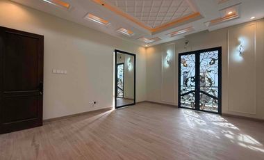 Rumah Mewah di Cilandak Jakarta Selatan, Full Fasilitas & Privtae Lift