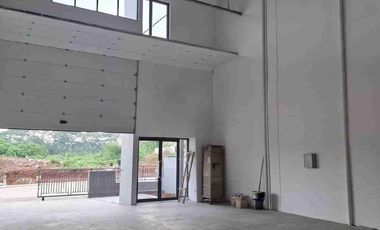 DIJUAL ATAU DISEWAKAN GUDANG BARU TYPE ULTIMATE  A DI JL UTAMA TAMAN TEKNO BSD CITY