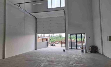 DIJUAL ATAU DISEWAKAN GUDANG BARU TYPE ULTIMATE  A DI JL UTAMA TAMAN TEKNO BSD CITY