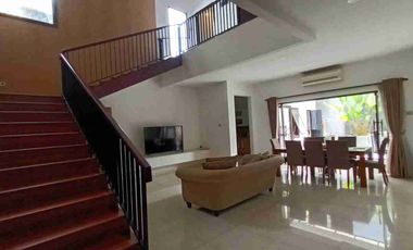 Dijual Cepat Rumah Asri Huk di Bintaro Jaya Jakarta Selatan