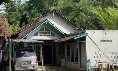 jual rumah dekat Ringin Tempurejo 220 M2