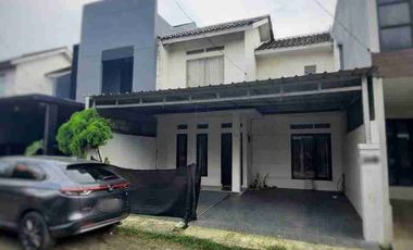 Dijual Rumah 2 Lantai Dalam Komplek One Gate System Akses Strategis Dekat Tol Depok–Antasari & Cinere–Jagorawi
