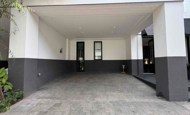 RUMAH SIAPHUNIDI PONDOK INDAH JAKARTA SELATAN PRIVATE POOL