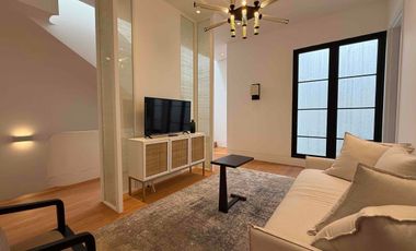 RUMAH SIAPHUNIDI PONDOK INDAH JAKARTA SELATAN PRIVATE POOL