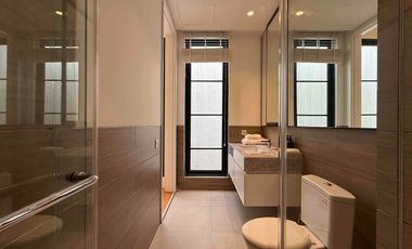 RUMAH SIAPHUNIDI PONDOK INDAH JAKARTA SELATAN PRIVATE POOL