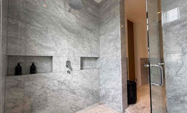 RUMAH SIAPHUNIDI PONDOK INDAH JAKARTA SELATAN PRIVATE POOL