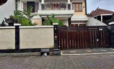 rumah ganda pura Denpasar timur bali