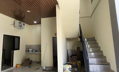Promo 2026. Rumah kost dijual di Gunungsari indah GSI Wiyung Surabaya