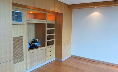 Newly Refurbished Pacific Plaza (BGC) 3BR unit for Rent